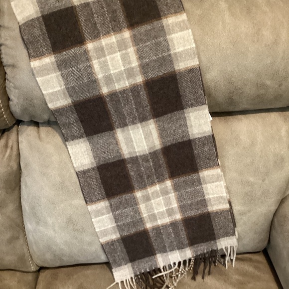 100% Soft Cashmere Wool scarf Italy 🍂🍁 - Picture 1 of 4